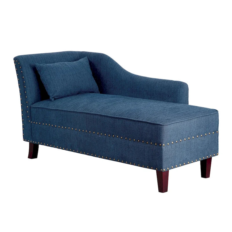 Divano lounge Sing con rivestimento in tessuto di transizione e finiture con borchie a chiodo by
