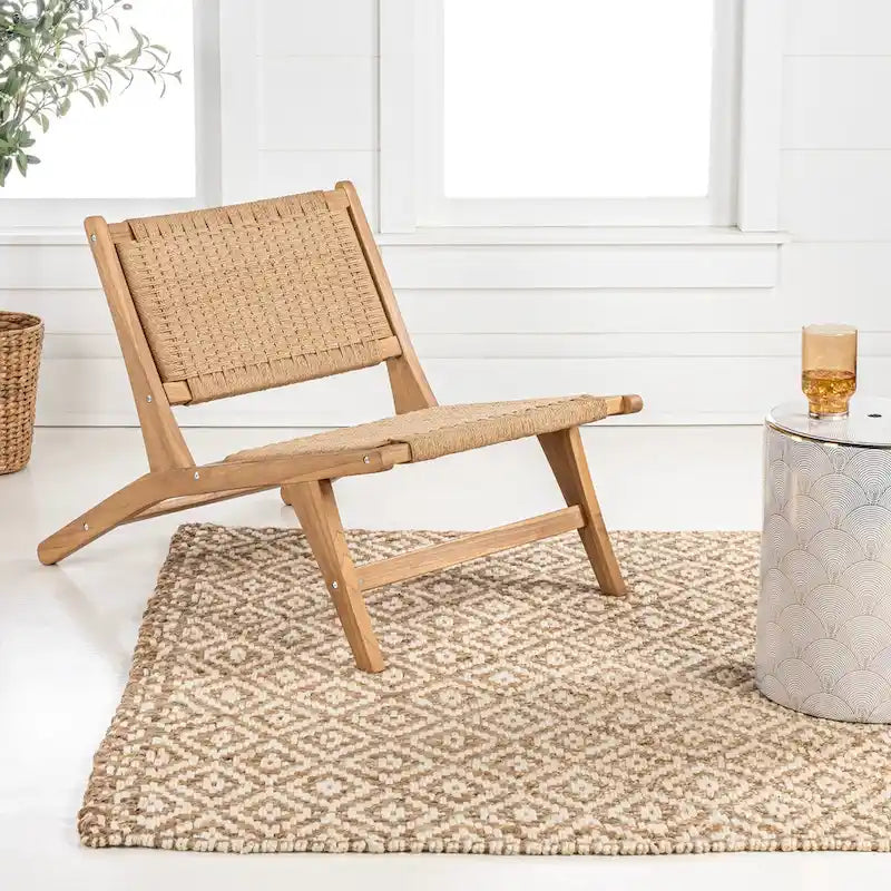 Poltrona lounge senza braccioli Hartley Mid-Century Modern in legno con erba marina intrecciata, colore naturale di